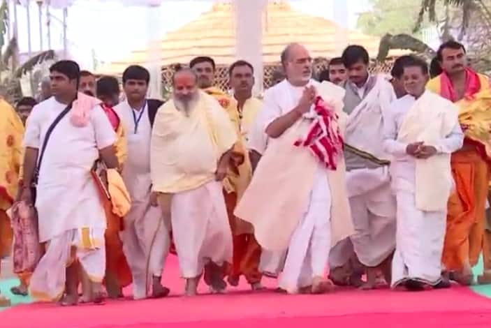 Lalbapu Birthday: ગધેથડ ગાયત્રી આશ્રમના પૂજ્ય લાલબાપુનો આજે જન્મ દિવસ, સવારથી જ ગુરુદર્શન માટે ભક્તોનો જમાવડો, લાગી લાંબી લાઇનો