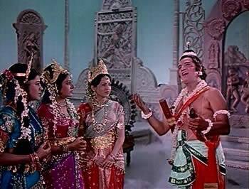 After the release of the film, people started performing aarti while watching movies in theaters and idols of Santoshi Maa started to be installed in the temples. Not only this, people used to take away the slippers in the theater and also bounced money on the screen.