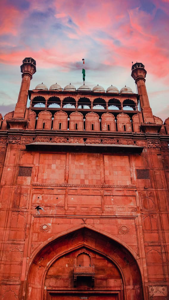 Independence Day 2025 — Know Why Did Shah Jahan Build The Red Fort In Delhi