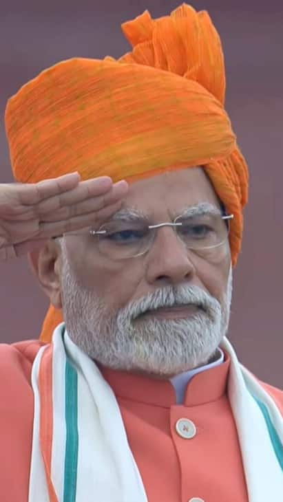 नरेंद्र मोदींनी मोडले सर्व भाषणांचे  रेकॉर्ड