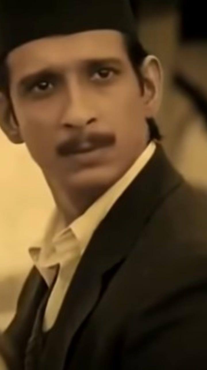 शरमन जोशी को 'रंग दे बसंती' में शिवराम राजगुरु की भूमिका में देखा गया था. इस फिल्म के जरिए भारत के नौजवानों को देश के आजादी की लड़ाई से कनेक्ट किया गया था. फिल्म में शर्मन जोशी ने अपना किरदार बखूबी निभाया था जिसके लिए उनकी बहुत सराहना की जाती है.