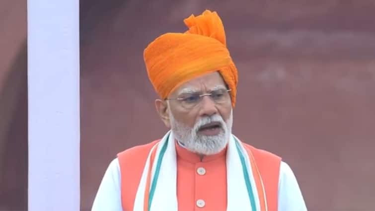 PM Modi Hails RSS As ‘World’s Largest NGO’ Ahead Of Its Centenary During Independence Day Speech