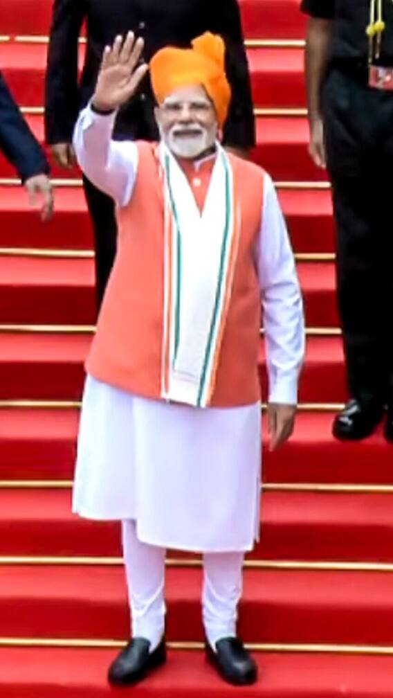 स्वातंत्र्यदिनी पंतप्रधान मोदींचा  खास पेहराव!