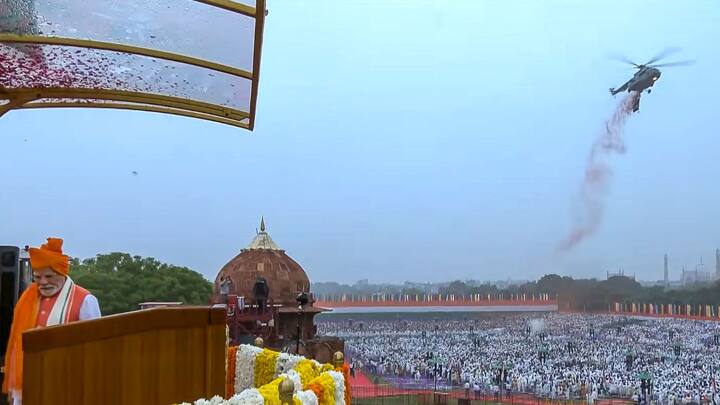 'মেড ইন ইন্ডিয়ার প্রমাণ অপারেশন সিঁদুর। ভারতে তৈরি অস্ত্রেই কামাল করেছে ভারতীয় সেনা। শত্রুপক্ষকে অকল্পনীয় শাস্তি দিয়েছে সেনা', বলেন প্রধানমন্ত্রী।