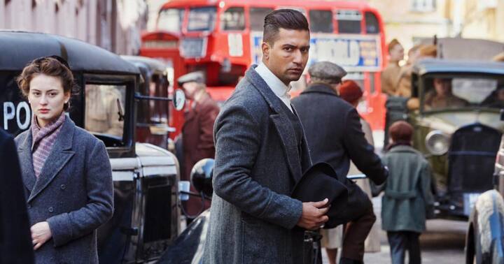 इस लिस्ट के सबसे पहले नंबर पर विक्की कौशल का नाम शामिल है. अभिनेता ने 'सरदार उधम' में स्वतंत्रता क्रांतिकारी सरदार उधम सिंह का किरदार निभाया था. फिल्म की कहानी में दिखाया गया कि कैसे क्रांतिकारी सरदार उधम ने जलियांवाला बाग हत्याकांड का बदला लेने के लिए माइकल ओ'डायर की हत्या की थी. ऑडियंस को इस फिल्म ने बहुत इंप्रेस किया था साथ ही अभिनेता के रोल के लिए उनकी बहुत सराहना भी हुई थी.