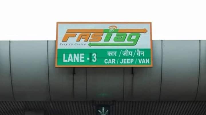 एनुअल फास्टैग पास की कीमत 3000 रुपये होगी. इसे आप 1 साल तक इस्तेमाल कर सकेंगे. जिसके भीतर आप 200 बार टोल से आना-जाना कर सकेंगे यानी 200 ट्रिप्स मिलेगी. एक साल का समय या 200 ट्रिप्स जो पहले पूरा होता है वह मान्य होगा.