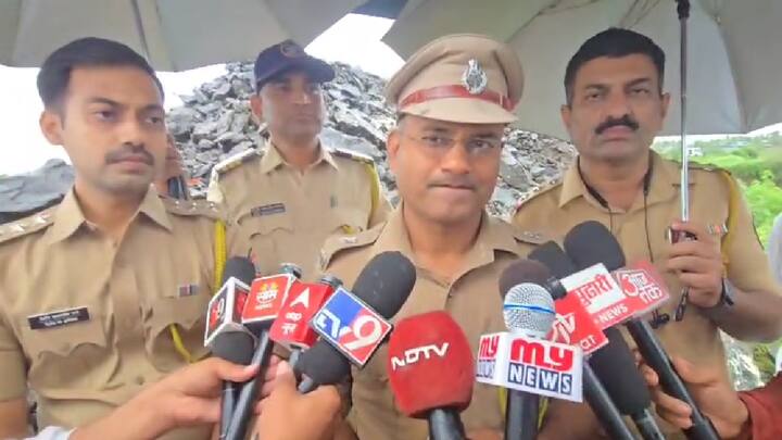 शिवानी अरुण काळे (वय 8), प्रेम अरुण काळे (वय 7), वीर अरुण काळे (वय 6), कबीर अरुण काळे (वय 5) अशी मृतांची नावे आहेत. कौटुंबिक वादा-वादीमुळे बायको 8 दिवसांपूर्वीच येवला येथे माहेरी गेली होती.