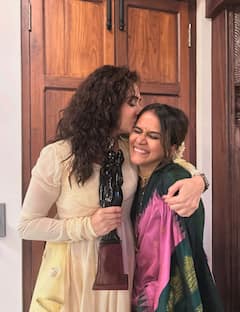 हातात ट्रॉफी देवाचे आभार आणि अमृताची चर्चेत असलेली ही पोस्ट !