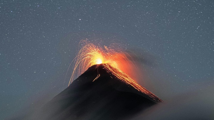 वैज्ञानिकों के अनुसार उल्का पिंड पृथ्वी के किसी भी हिस्से में गिर सकते हैं, लेकिन कुछ क्षेत्रों में इनके गिरने की संभावना और सबूत ज्यादा मिलते हैं. अंटार्कटिका सबसे ज्यादा उल्का पिंडों का गढ़ माना जाता है.