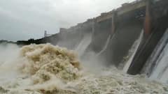 Kadem Project Water Level: కడెం ప్రాజెక్టుకు పెరిగిన వరద ఉధృతి, 17 గేట్లు ఎత్తి దిగువకు నీటి విడుదల