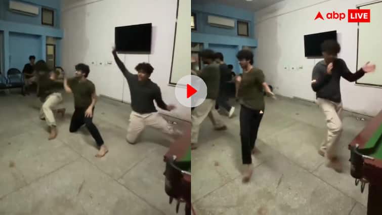 अफगान जलेबी पर थिरके IIT के छात्र! ऐसी मटकाई कमर कि लोगों को याद आ गई नोरा फतेही- वीडियो वायरल अफगान जलेबी पर थिरके IIT के छात्र! ऐसी मटकाई कमर कि लोगों को याद आ गई नोरा फतेही- वीडियो वायरल
