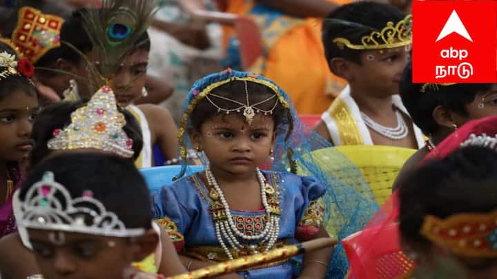 மதுரையில் வித விதமாக கிருஷ்ணர் ராதை வேடமிட்டு ஏராளமான குழந்தைகள் பங்கேற்பு.