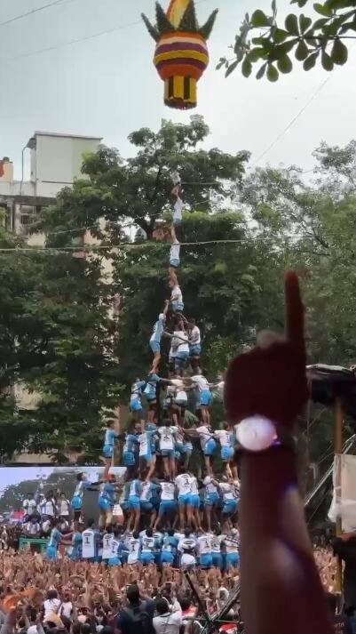 दहीहंडीचा उत्साह, प्रचंड जल्लोष आणि जय जवान पथकाचा 10 थरांचा क्षण