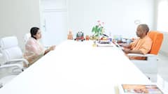 Pooja Pal Meets Yogi Adityanath After Being Ousted From Samajwadi Party For Praising UP CM