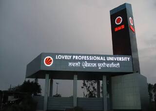 ਪੰਜਾਬ ਦੀ ਸਭ ਤੋਂ ਵੱਡੀ ਯੂਨੀਵਰਸਿਟੀ ‘ਚ ਅਮਰੀਕੀ ਉਤਪਾਦਾਂ 'ਤੇ ਲੱਗਿਆ ਬੈਨ, ਕਿਹਾ-ਸਾਰੇ ਭਾਰਤੀਆਂ ਨੂੰ ਮਿਲਕੇ ਕਰਨਾ ਚਾਹੀਦਾ ਅਮਰੀਕੀ ਸਮਾਨ ਦਾ ਬਾਈਕਾਟ