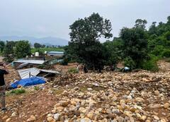 Kathua Cloudbursts: উপত্যকায় ফের মেঘ ভাঙা বৃষ্টিতে বিপর্যয়; জলকাদায় ভেসে গেল রাস্তা, চলছে উদ্ধারকাজ