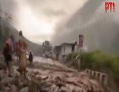 Cloudburst: મંડીમાં વાદળ ફાટતાં તબાહી, ઘરો, દુકાનો,જળમગ્ન, આખી કોલોની કાટમાળમાં ફેરવાઇ