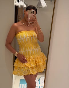 Aamna Sharif PHOTO: એક્ટ્રેસ આમના શરીફે કેમેરા સામે બતાવી કાતિલ અદા, જુઓ તસવીરો