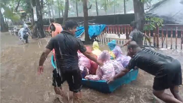 पावसाने सगळीकडे हाहाकार उडाला असून कुठे कारमधून, कुठे बोटीतून, कुठे दोरीच्या सहाय्याने पाण्यात अडकेल्यांची सुटका केली जात आहे