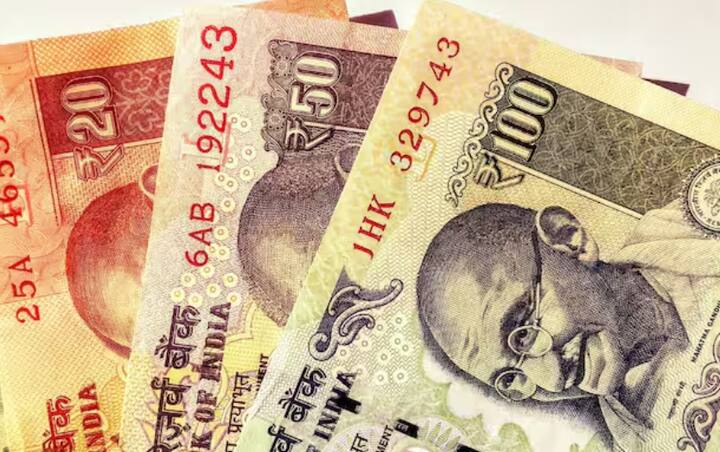 1938 ਵਿੱਚ ਜਾਰੀ ਕੀਤੇ ਗਏ ਇਸ 5 ਰੁਪਏ ਦੇ ਨੋਟ ਤੋਂ ਬਾਅਦ, RBI ਨੇ ਉਸੇ ਸਾਲ 10 ਰੁਪਏ, 100 ਰੁਪਏ, 1000 ਰੁਪਏ ਅਤੇ 10,000 ਰੁਪਏ ਦੇ ਨੋਟ ਵੀ ਜਾਰੀ ਕੀਤੇ। ਇਹ 10,000 ਰੁਪਏ ਦਾ ਨੋਟ ਮੁੱਖ ਤੌਰ 'ਤੇ ਵਪਾਰੀਆਂ ਅਤੇ ਵੱਡੇ ਲੈਣ-ਦੇਣ ਲਈ ਸੀ। ਹਾਲਾਂਕਿ, ਬ੍ਰਿਟਿਸ਼ ਸਰਕਾਰ ਨੇ 1946 ਵਿੱਚ ਇਸਨੂੰ ਬੰਦ ਕਰ ਦਿੱਤਾ।
