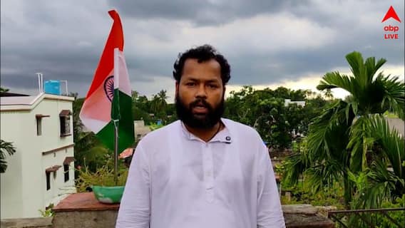 'কোনও সদুত্তর না দিয়ে তুলে নিয়ে চলে গেল', SSC ভবন অভিযানের আগেই সুমন বিশ্বাসকে আটক ! 'কোনও সদুত্তর না দিয়ে তুলে নিয়ে চলে গেল', SSC ভবন অভিযানের আগেই সুমন বিশ্বাসকে আটক !