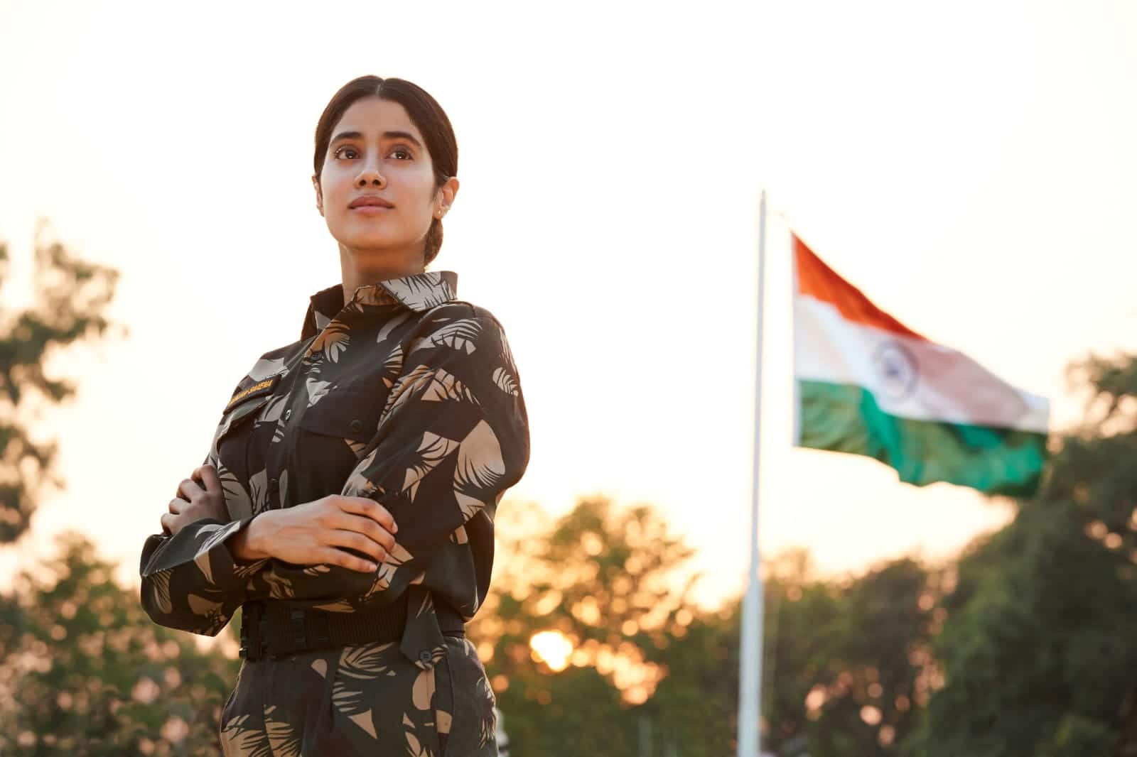 Jahnavi Kapoor played the first female pilot of the Indian Air Force in 'Gunjan Saxena the Kargil Girl'. The story of the film shows how a woman attains her hard work and freshly in Mail Dominated Society. This film is available on Netflix.
