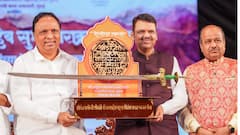 गौरवशाली इतिहासाशी नव्या पीढीला जोडण्याचं काम; रघुजीराजे भोसल्यांची ऐतिहासिक तलवारीचे प्रदर्शनावेळी मुख्यमंत्र्यांची भावना