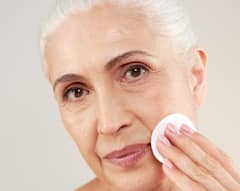 सोने से पहले चेहरे पर लगाएं घी, इन 6 परेशानियों से मिलेगा छुटकारा