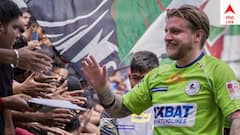 হতাশার বহিঃপ্রকাশ! ম্য়াচ হেরে লাল হলুদ সমর্থকদের দিকে অশ্লীল ইঙ্গিত কামিংসের