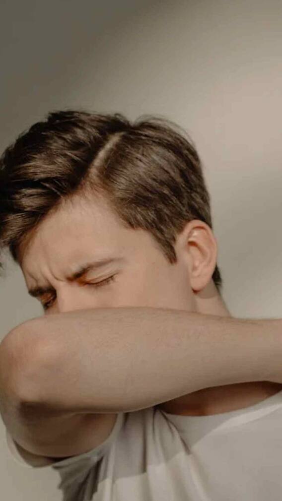 இருமல் தொல்லையா? வீட்டிலேயே சரிசெய்யலாம்!