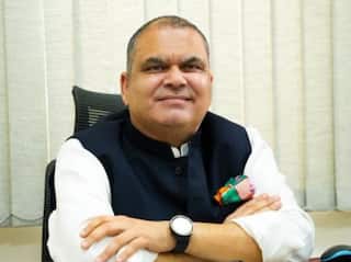 ਪੰਜਾਬ ਕੈਬਨਿਟ 'ਚ ਵੱਡਾ ਫੇਰਬਦਲ, ਸੰਜੀਵ ਅਰੋੜਾ ਨੂੰ ਸੌਂਪਿਆ ਨਵਾਂ ਮਹਿਕਮਾ, ਹਰਭਜਨ ਸਿੰਘ ETO ਤੋਂ ਬਿਜਲੀ ਵਿਭਾਗ ਲਿਆ ਵਾਪਸ