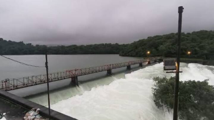 अलमट्टी धरणातून पाण्याचा 1 लाख 25 हजार क्युसेक विसर्ग सुरु आहे.