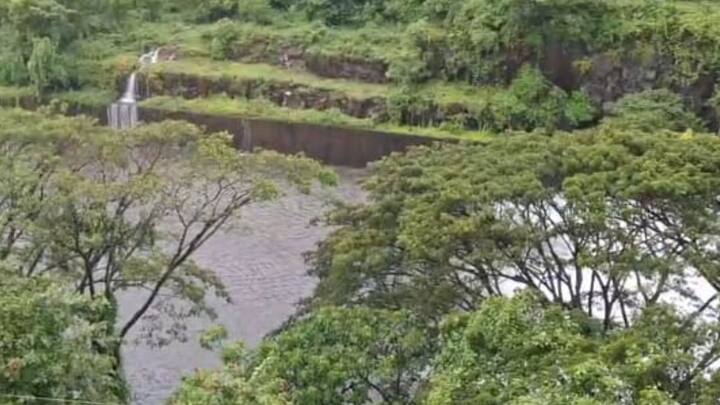 24 तासात 83 मिलिमीटर पावसाची नोंद झाली.