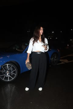 Triptii Dimri’s Airport Moment With Rumoured Boyfriend Sam Merchant Goes Viral, See Pics