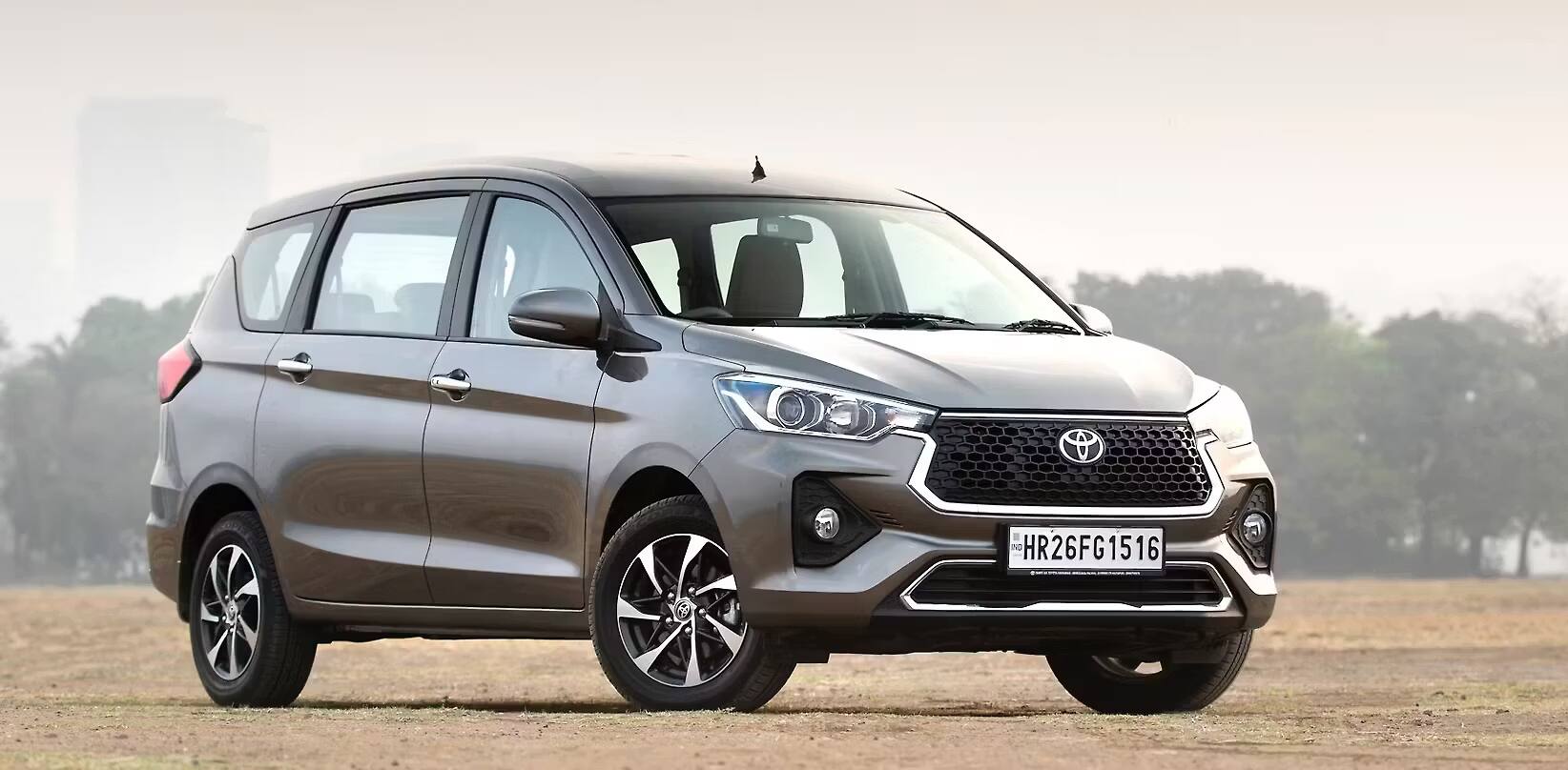 ரூ.6 லட்சம் முதல் 15 லட்சம் வரைதான்.. தரமான 7 சீட்டர் கார்.. மஹிந்திரா முதல் டொயோட்டா வரை!