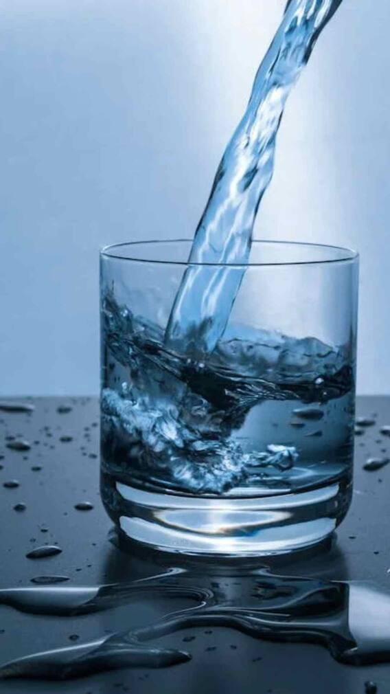 ஒரு நாளைக்கு எத்தனை கிளாஸ் தண்ணீர் குடிக்க வேண்டும்?