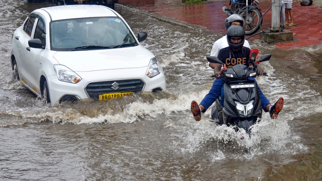 TN Rain Alert: சென்னைக்கு ஆரஞ்ச் அலர்ட்! அடுத்த 7 நாளுக்கு கனமழை.. வானிலை மையம் எச்சரிக்கை
