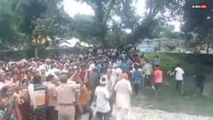 अयोध्या में खाद वितरण के दौरान किसानों पर लाठी चार्ज, अखिलेश यादव बोले- ऐसा भाजपाई कलियुग आएगा...