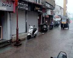 દ્વારકામાં બારેમેઘ ખાંગાઃ બે કલાકમાં 5 ઈંચ વરસાદથી જ્યાં જુઓ ત્યાં પાણી જ પાણી....PHOTOS