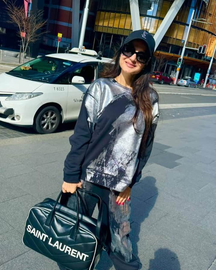 In his VLOG, Farah said, 