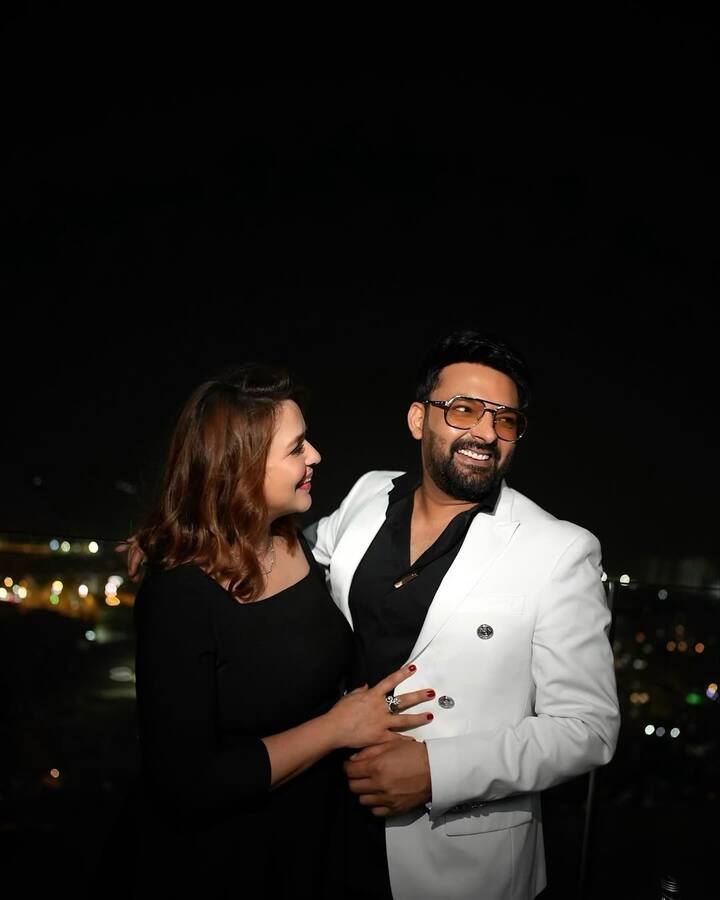 After marriage, Kapil is busy with his work, while Ginni is handling her family and is also handling the open caps cafe in Canada.