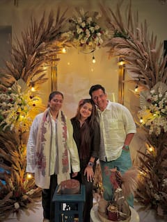 करोड़ों की मालकिन होकर भी सिंपल लाइफ जीती हैं रवि किशन की बीवी प्रीति शुक्ला, देखें 10 अनदेखी तस्वीरें