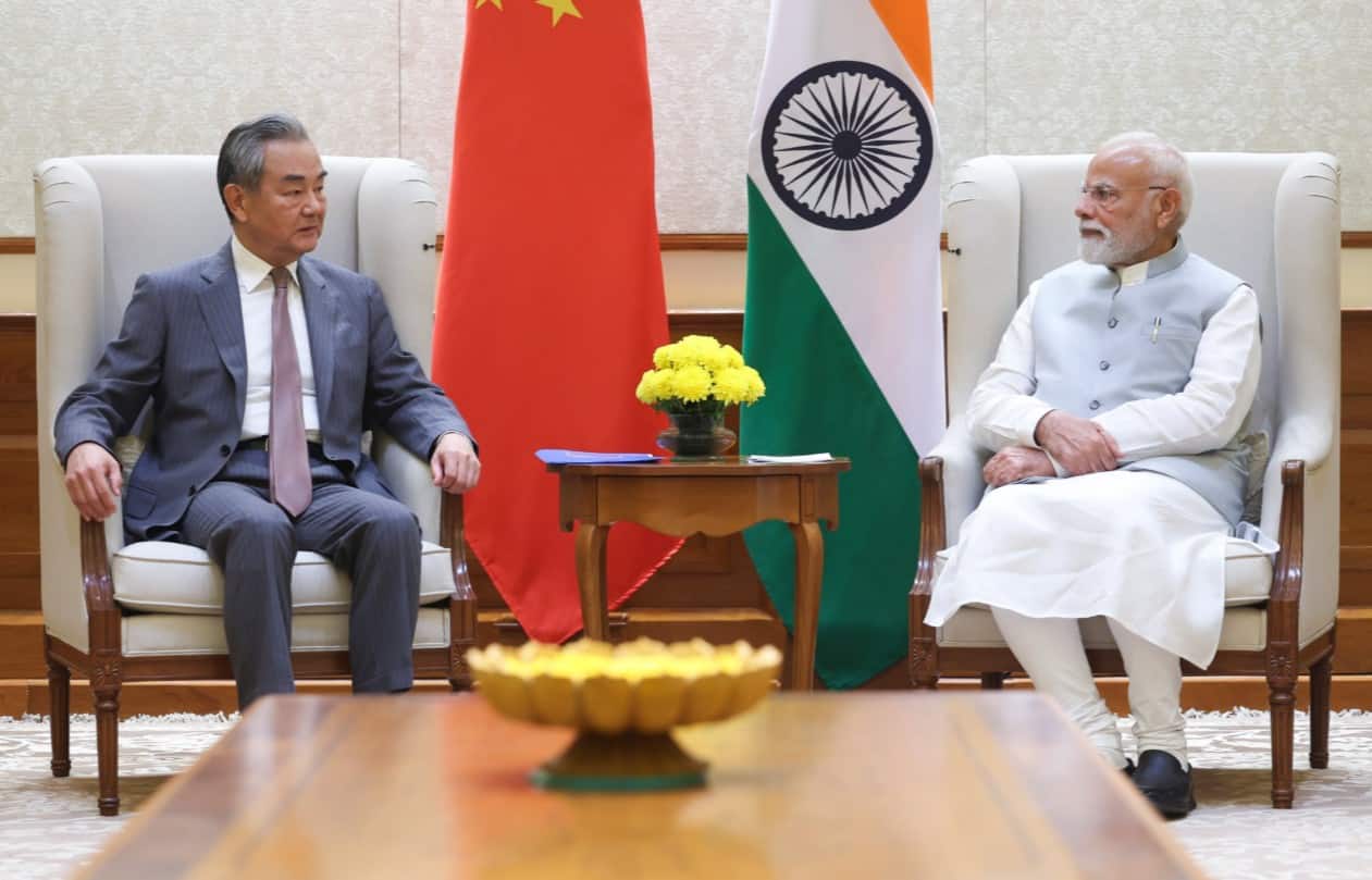 India China Ties: சீனாவுடன் நெருக்கமாகும் இந்தியா - வாங் யி உடனான சந்திப்பில் முக்கிய முடிவுகள் - முழு விவரம்