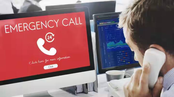 इन नंबरों पर कॉल कर आप तुरंत मेडिकल सहायता मंगवा सकते हैं. कॉल रिसीव होने के बाद आपकी लोकेशन और डिटेल्स दर्ज की जाती हैं ताकि अगला स्टेशन आते ही डॉक्टरी मदद उपलब्ध कराई जा सके. यह व्यवस्था हर यात्री के लिए है.