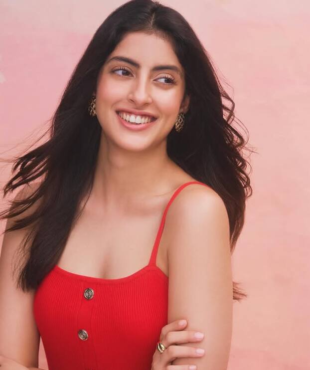 Navya is very active on social media and keeps giving updates related to her life. On their Instagram