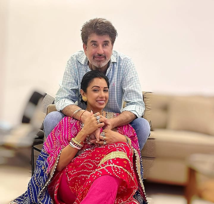 Rupali had told that Ashwin had seen him in that look that I would not have any problem in getting old with a girl like you. During that time I felt that they were flirting.