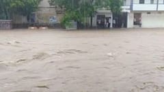 Gujarat Rain Live Updates: ભાવનગરના ઠાંસા ગામમાં જળબંબાકાર, અનેક મકાનોમાં ઘૂસ્યા પાણી