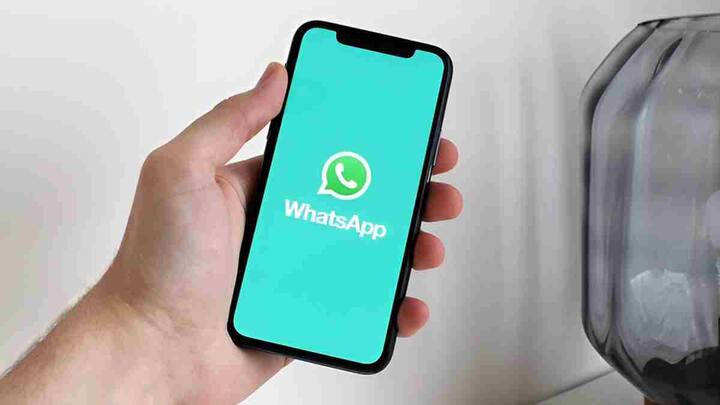 Whatsapp Safety Features: भारत में आज लगभग हर स्मार्टफोन यूज़र WhatsApp का इस्तेमाल करता है और यही वजह है कि यह ऐप साइबर अपराधियों की निगाहों में भी सबसे ऊपर है.