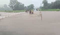 Valsad Rain: કપરાડામાં 7 ઈંચથી વધુ વરસાદ ખાબક્યો, નદીઓમાં પૂરની સ્થિતિ