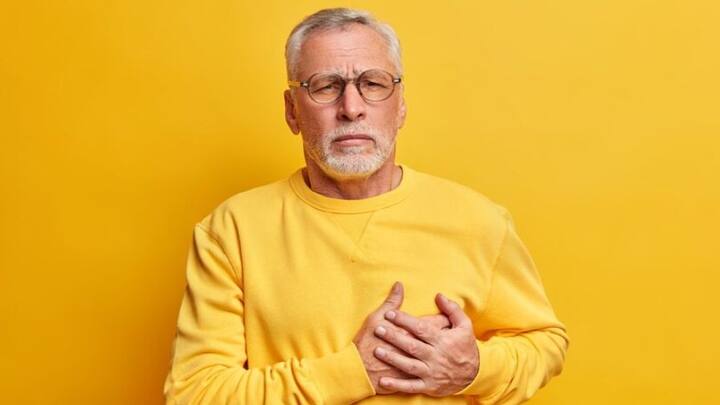 অনেকেই মনে করেন যে ক্লান্তি কেবল অতিরিক্ত কাজ বা চাপের কারণেই হয়। কিন্তু ক্রমাগত হৃদপিণ্ডে চাপ পড়ার কারণেও ক্লান্তি অনুভূত হতে পারে।